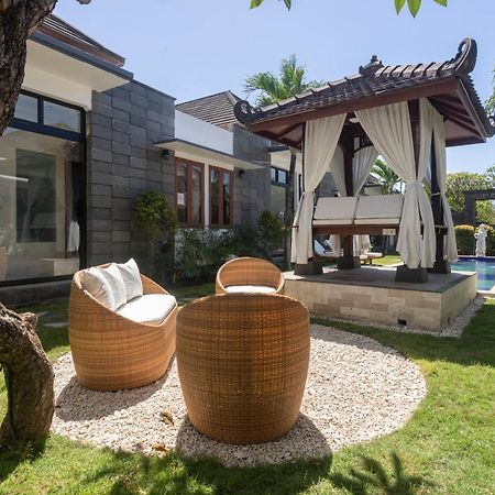 Designer Studio Emy Sanur Exterior photo