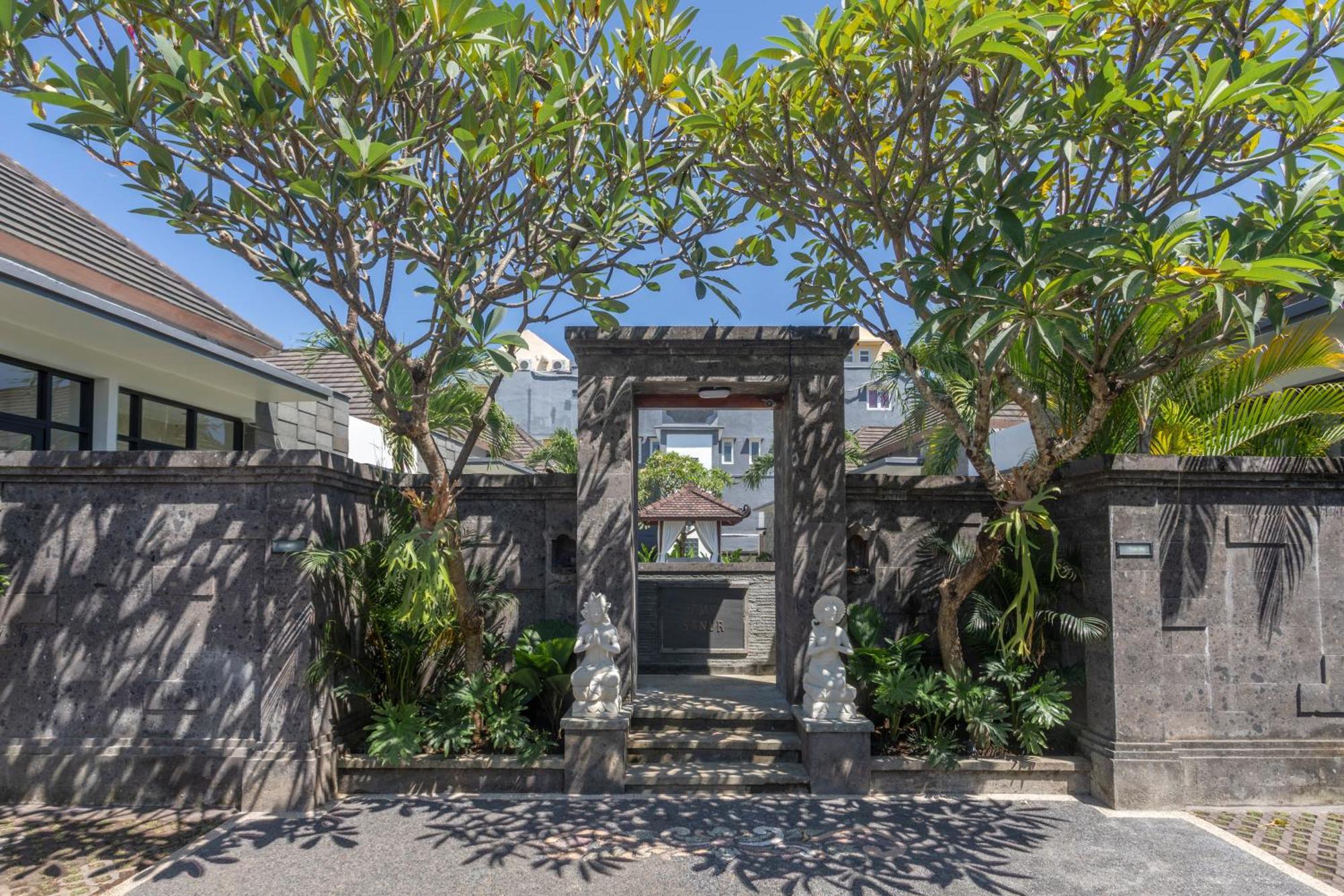 Designer Studio Emy Sanur Exterior photo